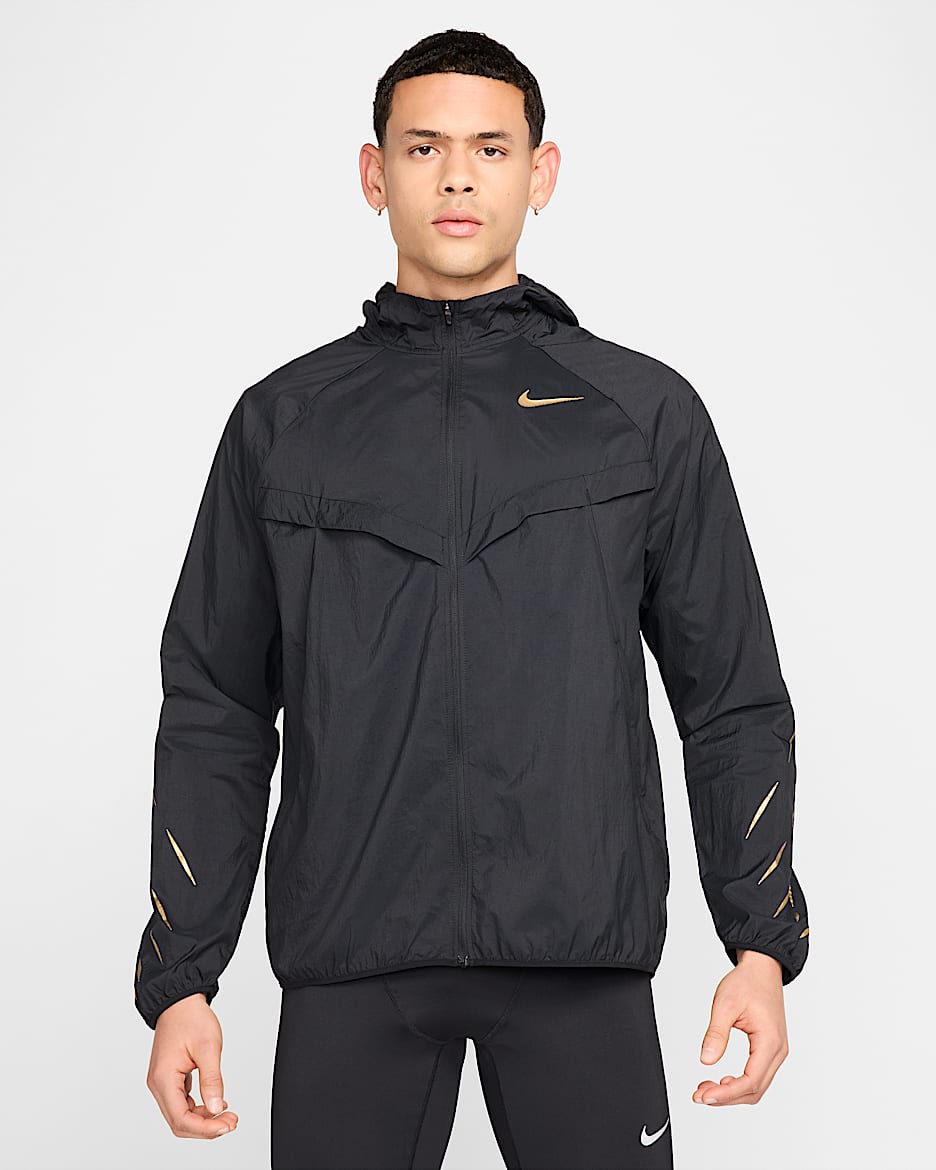 Nike x Jakob Men's Water-Repellent Running Jacket - Black/Black/Metallic Gold