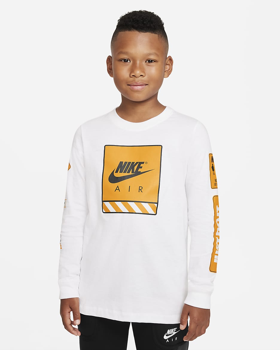 Nike Sportswear Big Kids' (Boys') Long-Sleeve T-Shirt - White
