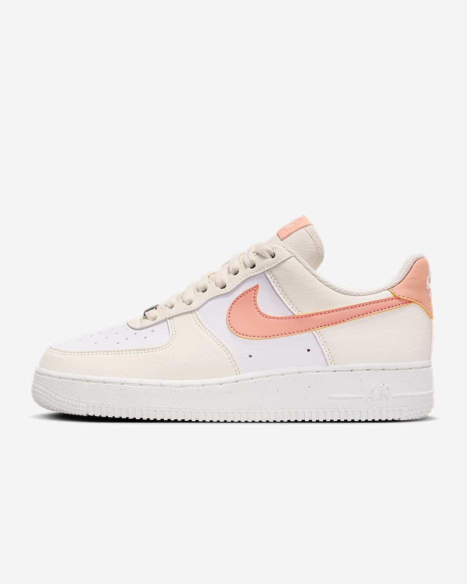 Tenis para mujer Nike Air Force 1 '07 Next Nature - Marfil pálido/Blanco/Vela/Ágata melocotón
