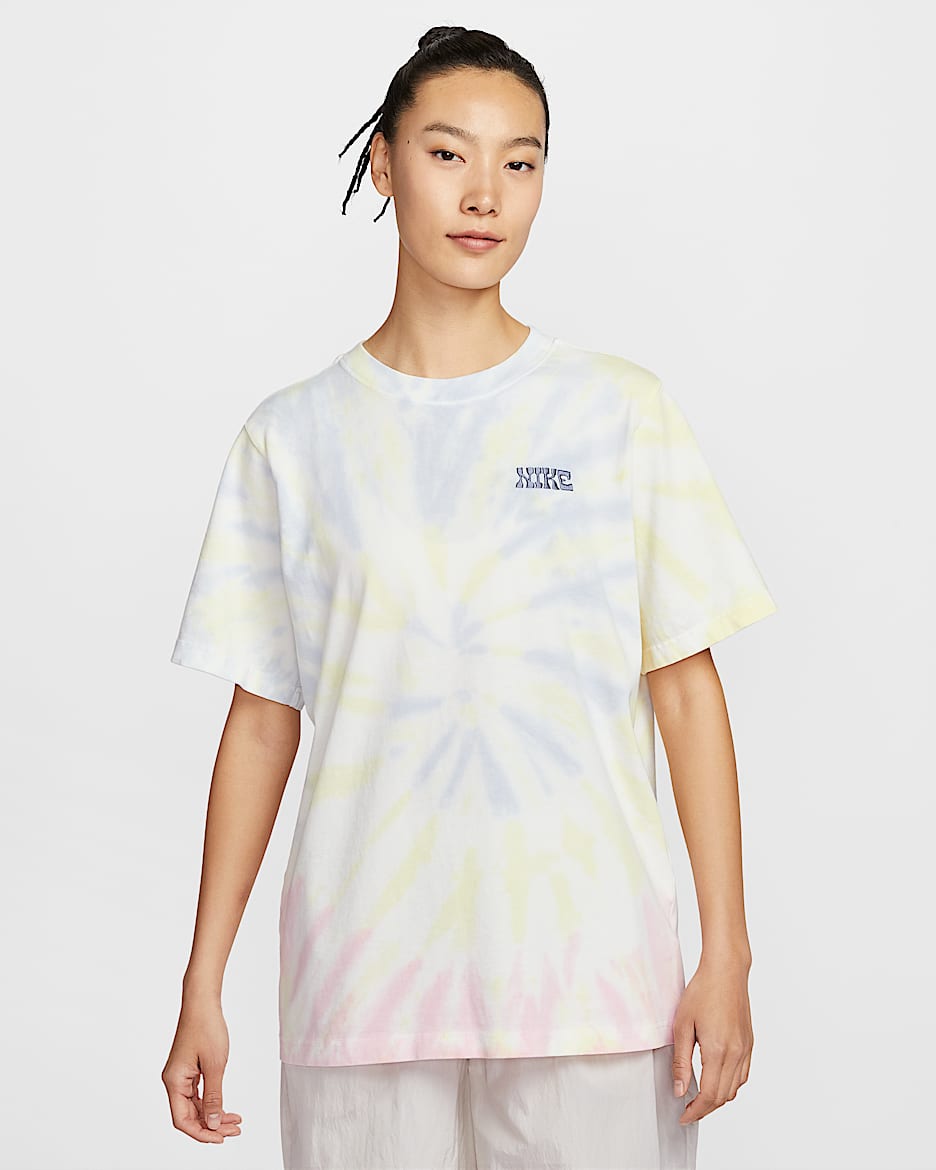 Nike Sportswear Women's T-Shirt - White