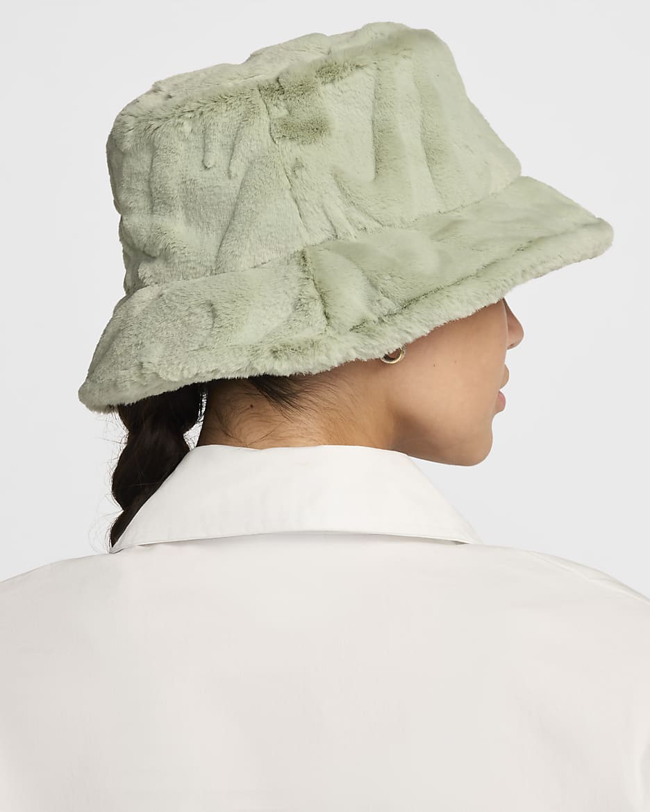 Nike Apex Faux Fur Bucket Hat - Jade Horizon