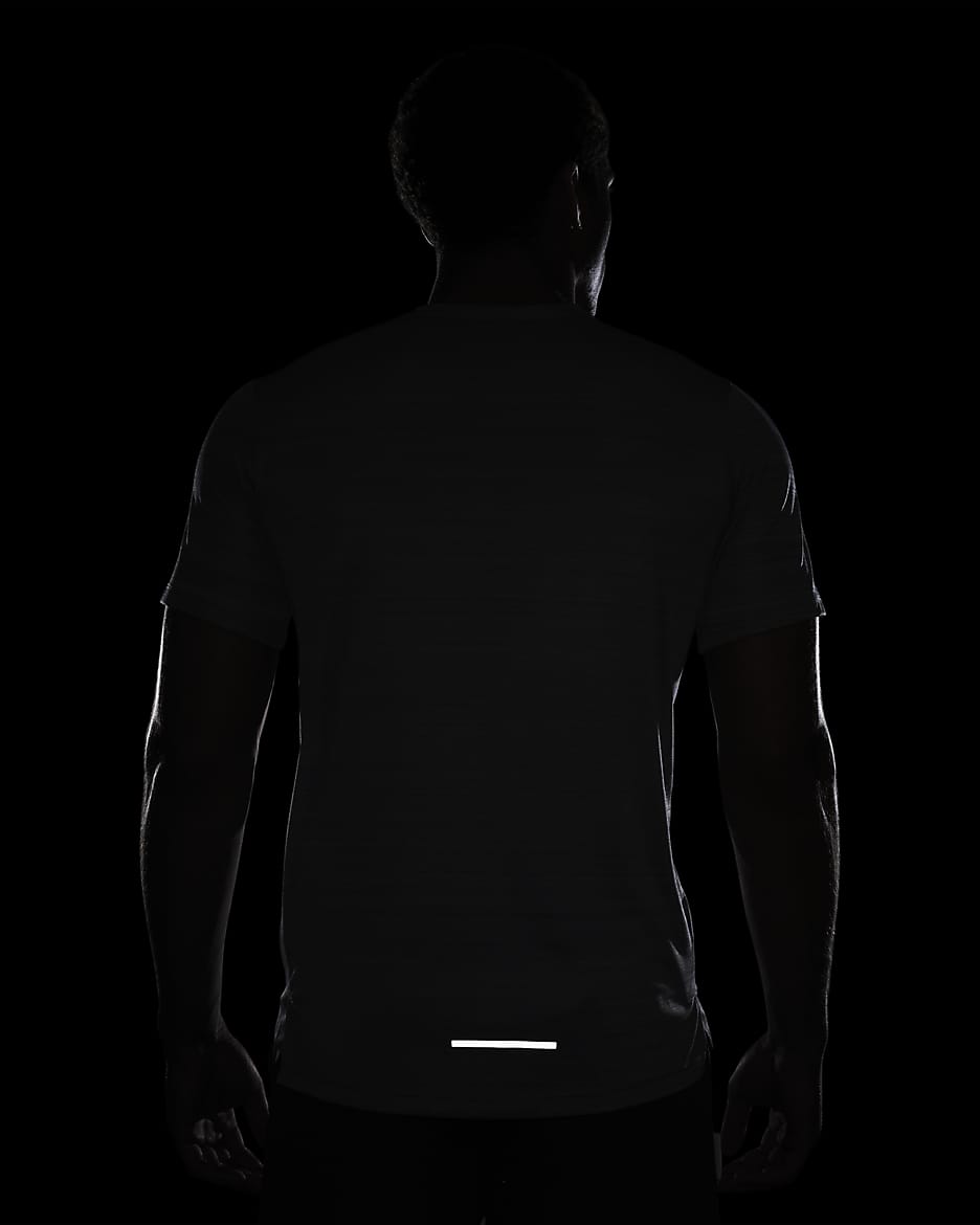 Camisola de running de manga curta Nike Miler para homem - Cinzento Smoke