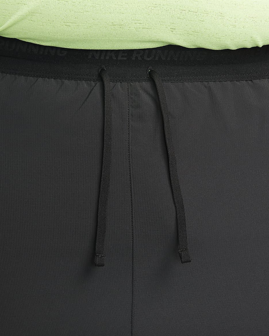 Nike Stride Men's Dri-FIT 18cm (approx.) Brief-Lined Running Shorts - Black/Black