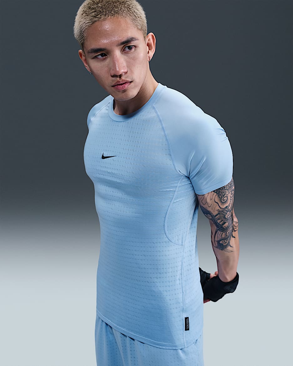 Nike Pro Breathe Men's Slim-Fit Short-Sleeve Top - Psychic Blue/Black
