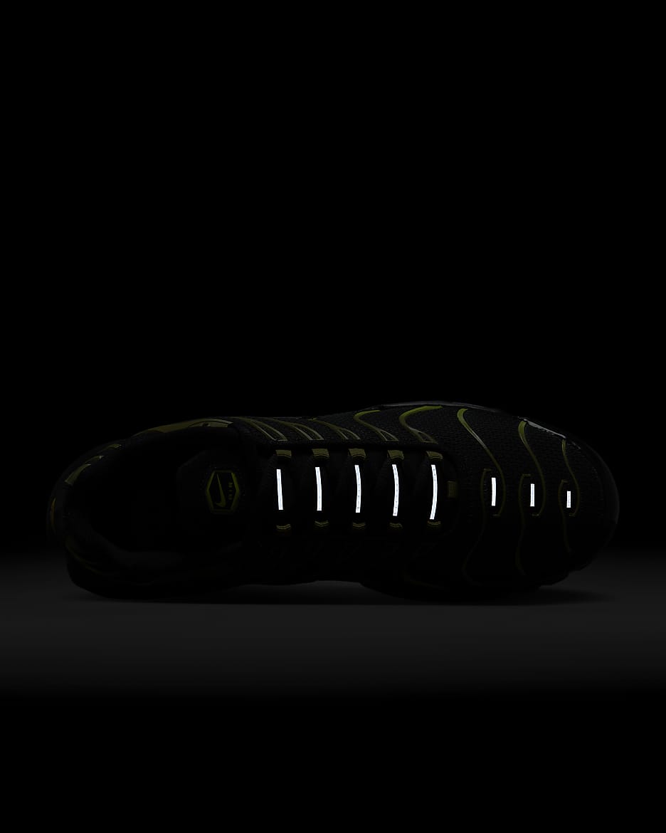 Nike Air Max Plus Herrenschuh - Schwarz/Cyber/Pacific Moss/Schwarz