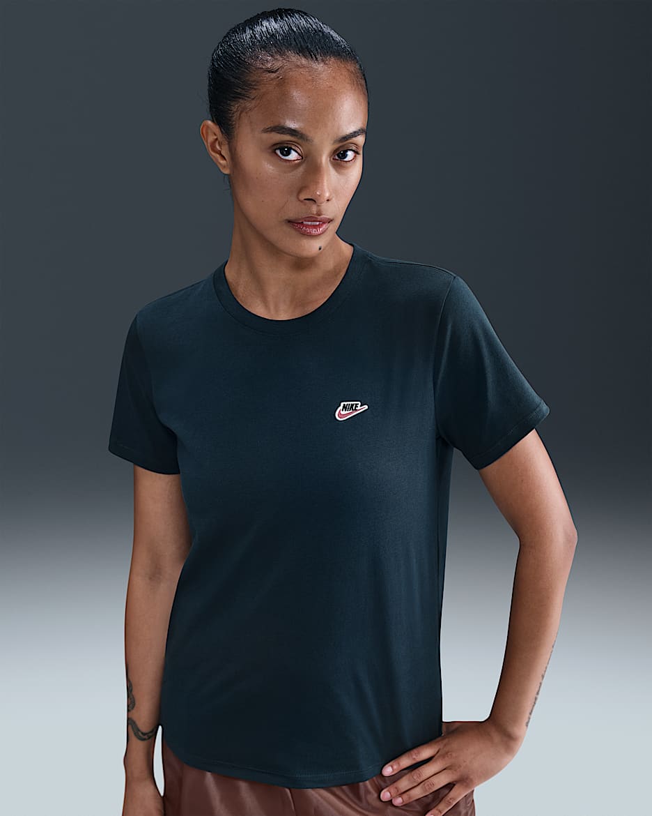 Nike Sportswear Women's T-shirt - Armoury Navy