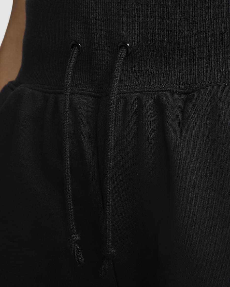 Nike Sportswear Phoenix Fleece Women's High-Waisted Loose French Terry Shorts - Black/Sail