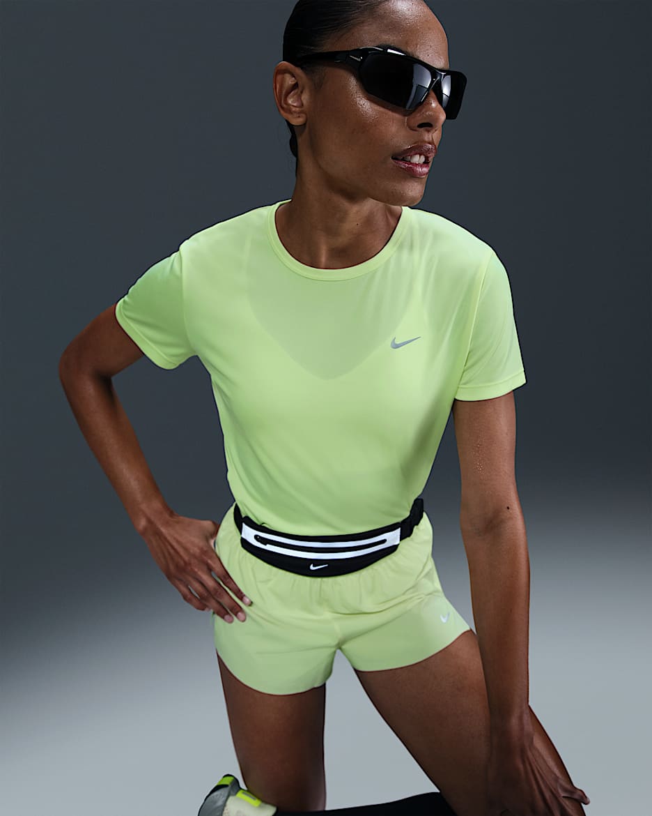 Damska koszulka z krótkim rękawem do biegania Dri-FIT Nike Tempo - Barely Volt