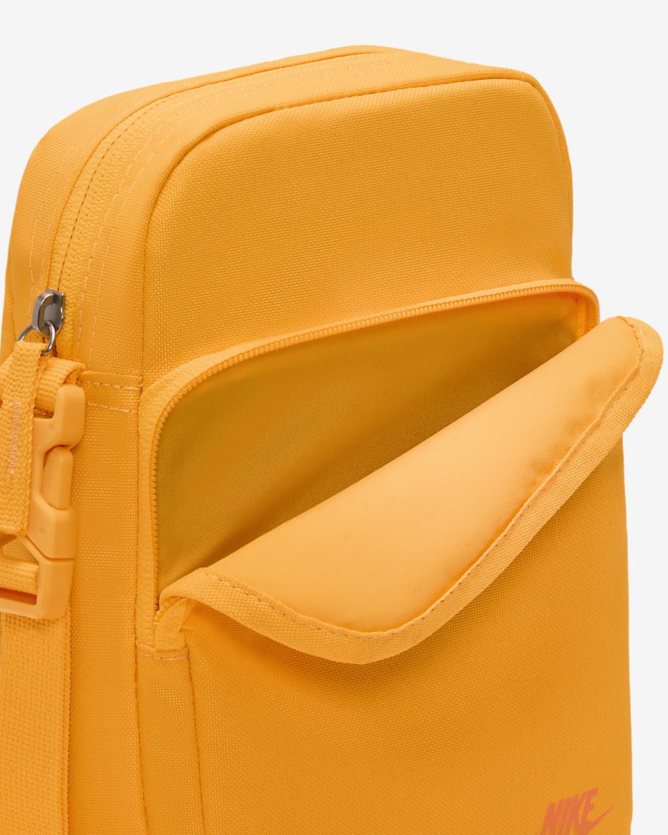 Nike Heritage Cross-Body Bag (4L) - Laser Orange/Laser Orange/Total Orange