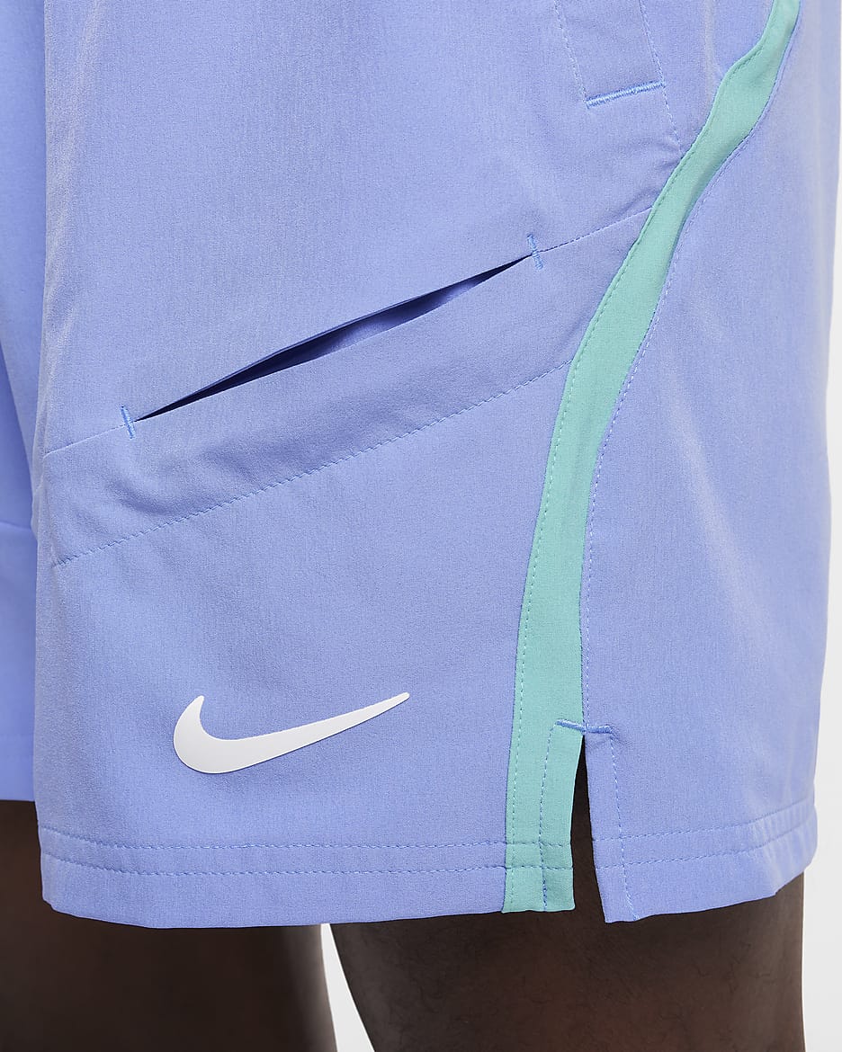 NikeCourt Advantage Dri-FIT tennisshorts voor heren (18 cm) - Royal Pulse/Green Frost/Wit