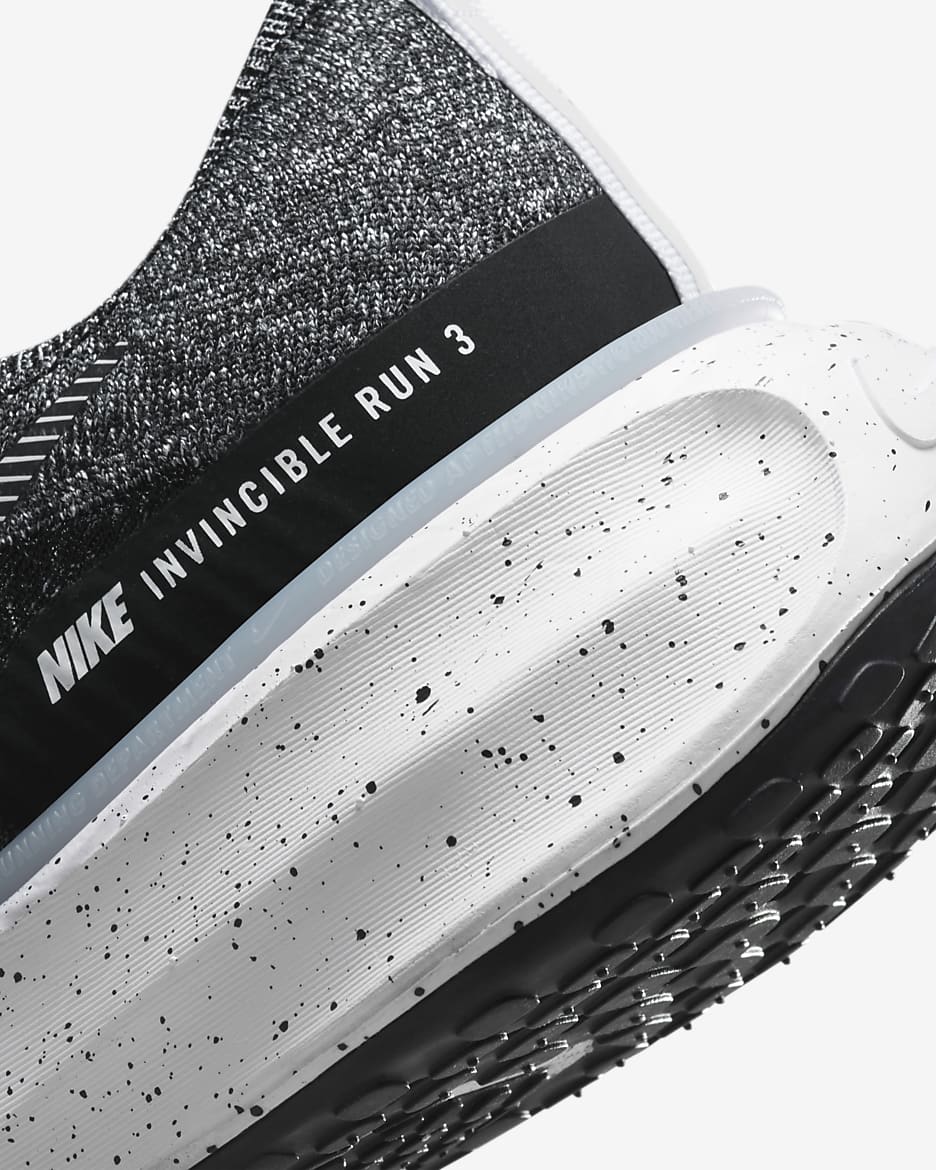 Chaussure de running sur route Nike Invincible 3 pour homme - Noir/Blanc