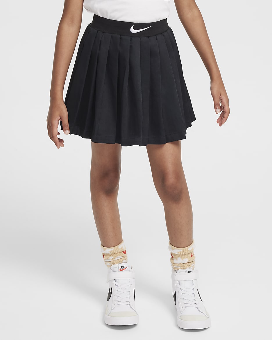 Falda Dri-FIT Tempo plisada para niñas talla pequeña Nike Sportswear - Negro
