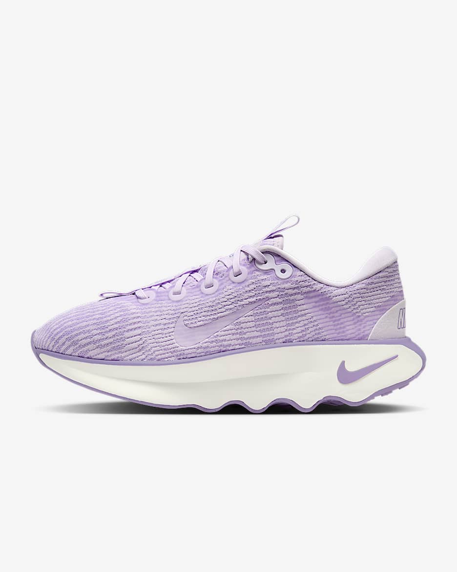 Nike Motiva Wandelschoenen voor dames - Barely Grape/Hydrangeas/Dusty Amethyst/Barely Grape