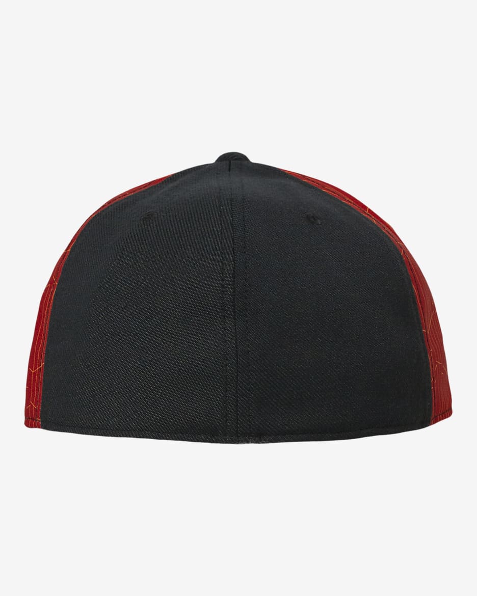 Liverpool FC SwooshFlex Nike Soccer Trucker Cap - Black