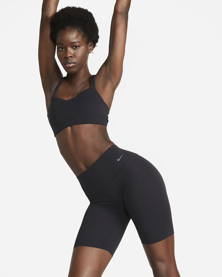 Nike Zenvy Pantalón corto de talle medio y sujeción ligera de 20 cm de ciclismo - Mujer - Negro/Negro