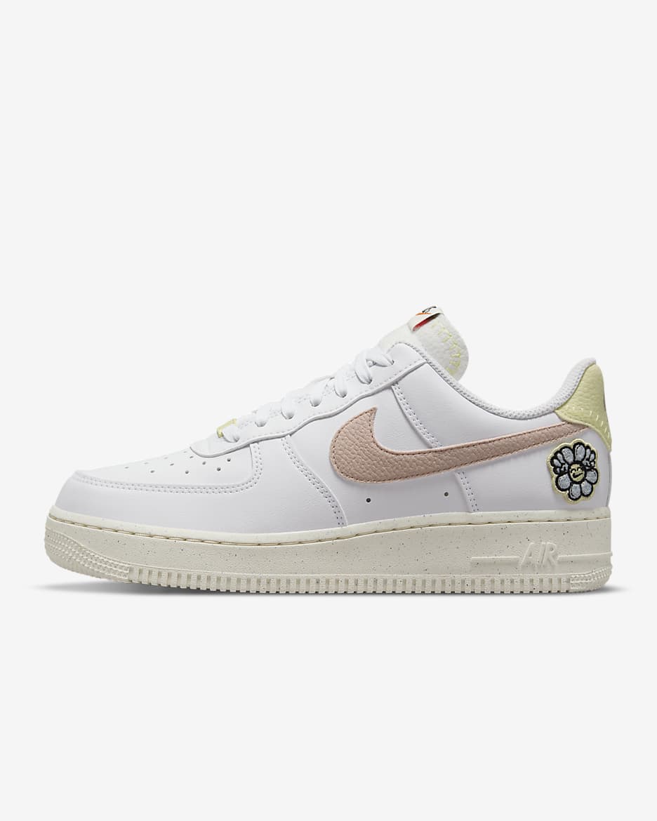 Nike Air Force 1 '07 SE Damenschuh - Weiß/Boarder Blue/Citron Tint/Pink Oxford