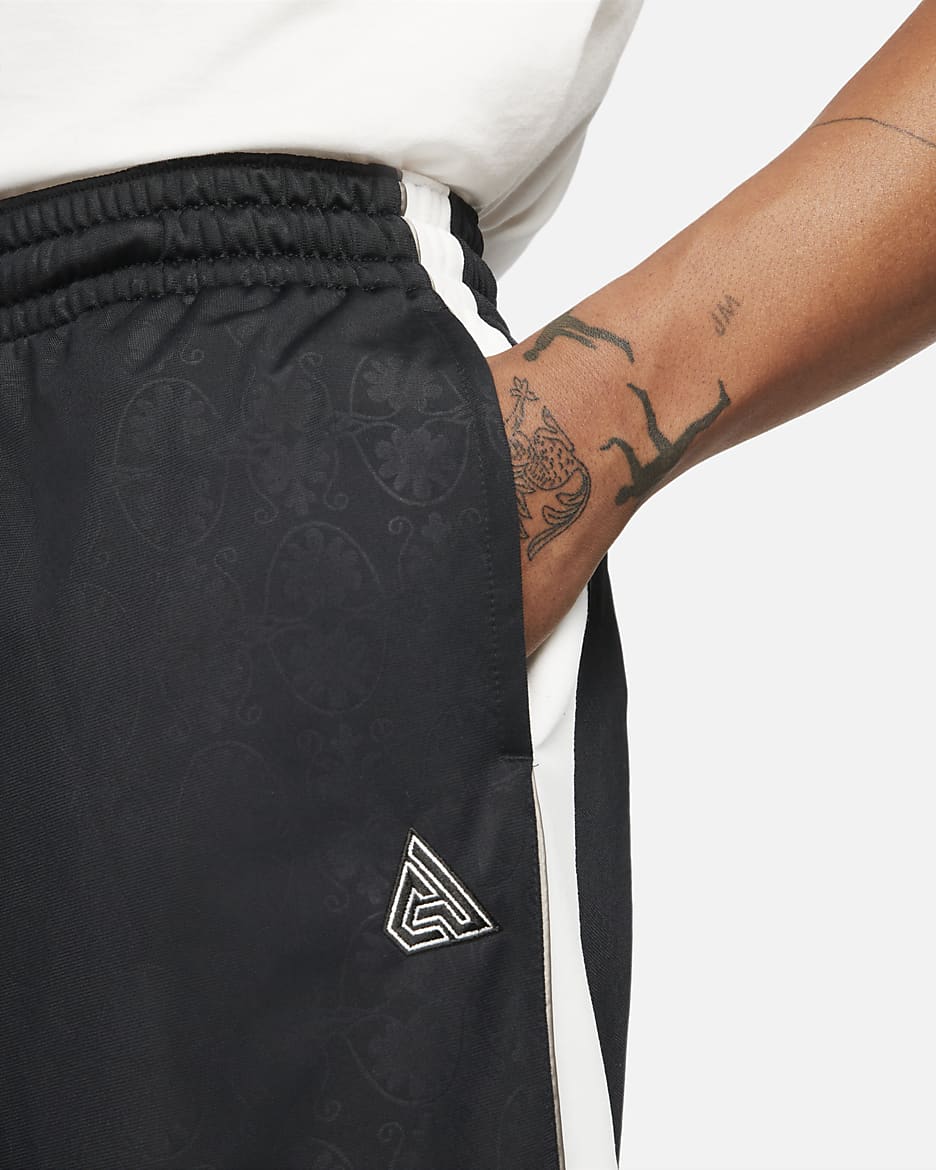 giannis pants