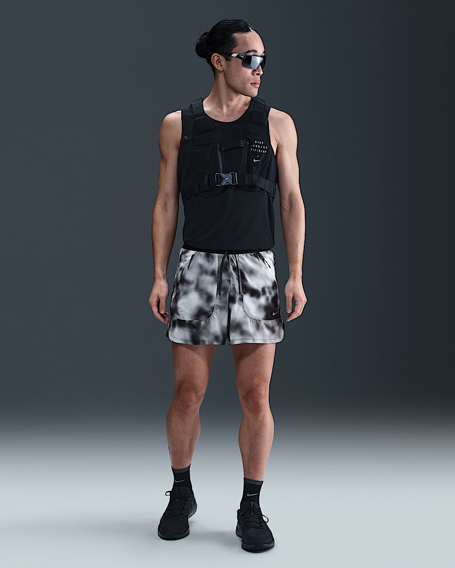 Nike Running Division Breathe Men's Dri-FIT ADV 4" Brief-Lined Running Shorts - Black/Black