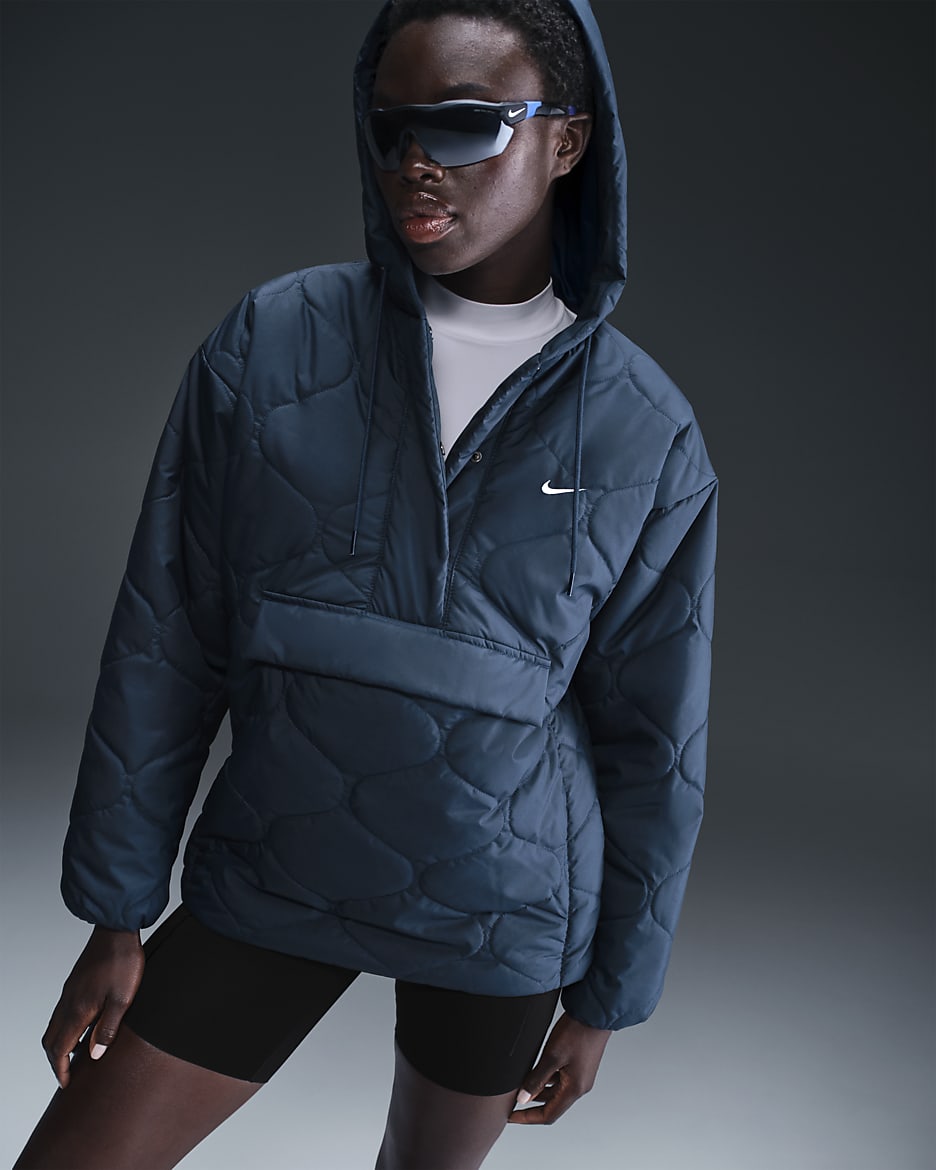 Chamarra tipo anorak acolchada para mujer Nike Sportswear Essential - Azul marino militar/Vela