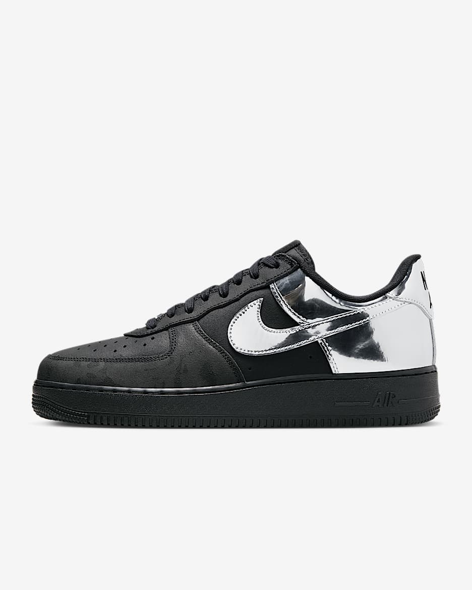 Nike Air Force 1 低筒 Retro 男鞋 - 黑色/黑色/Chrome