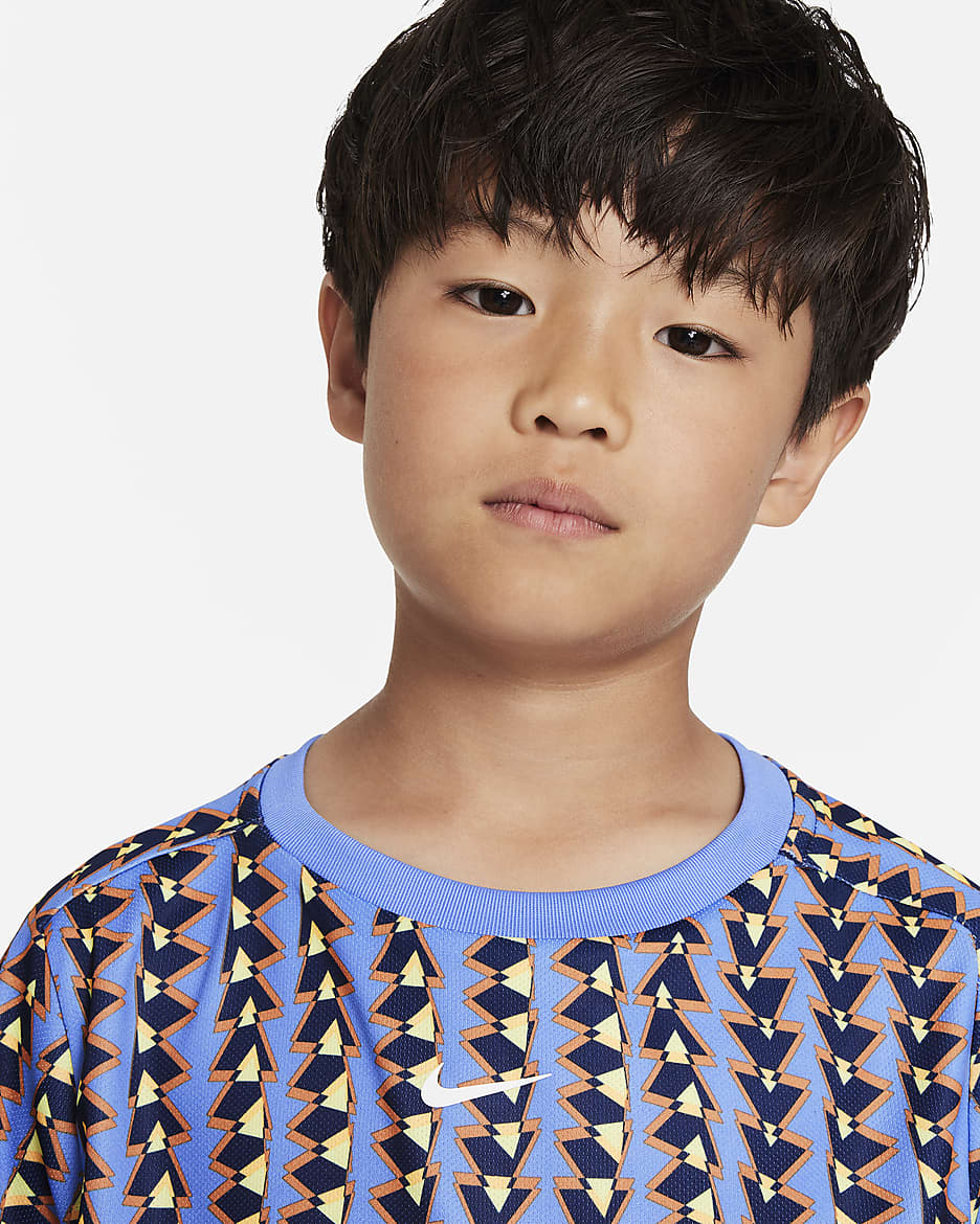 Nike Dri-FIT Multi+ Older Kids' Short-Sleeve Training Top. Nike MY