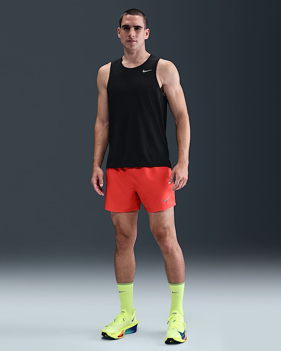 Nike Challenger Men's Dri-FIT 13cm (approx.) Brief-lined Running Shorts - Bright Crimson/Bright Crimson/Black