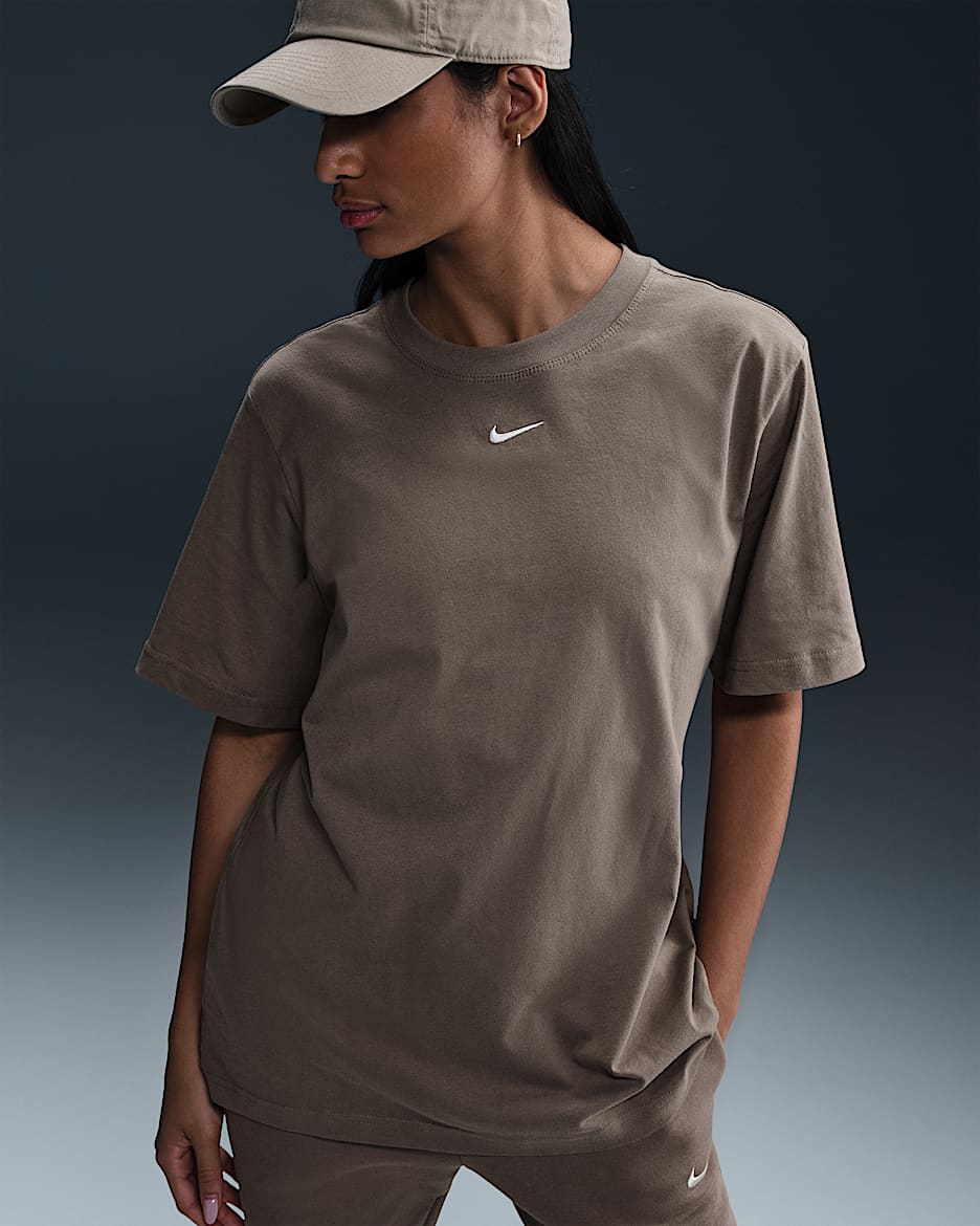 Γυναικείο T-Shirt Nike Sportswear Essential - Mink Brown