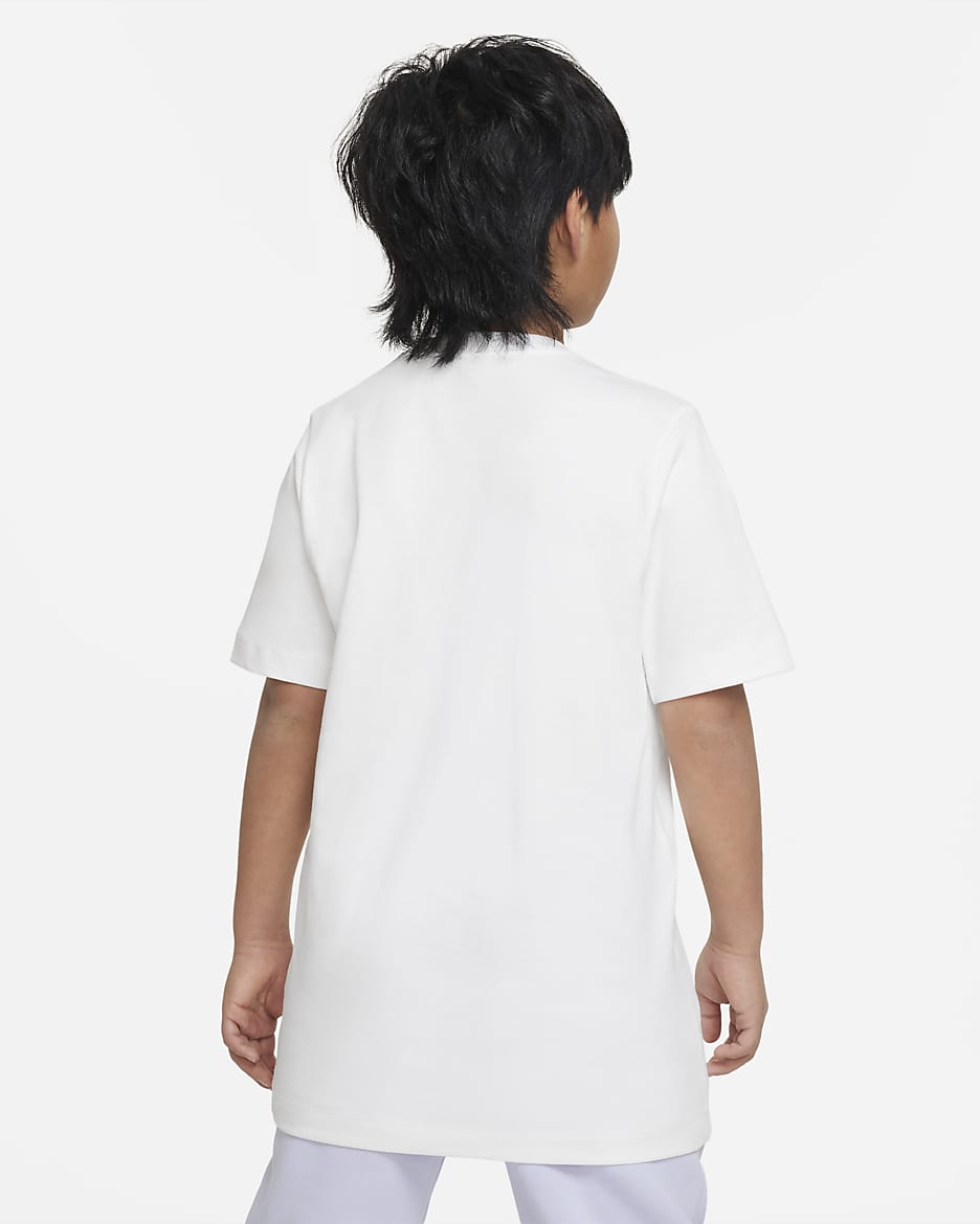 Nike Sportswear Older Kids' (Boys') T-Shirt - White