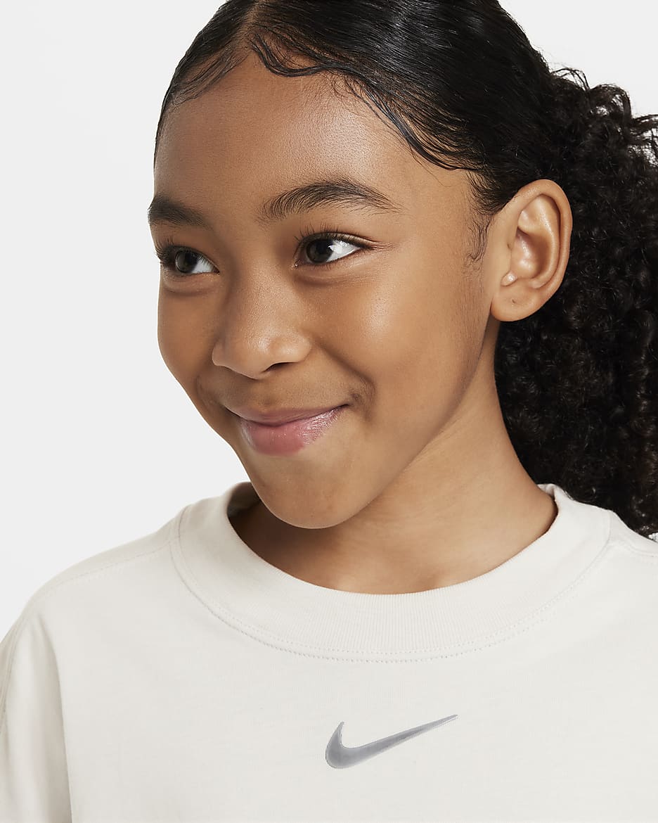 Nike Sportswear Older Kids' (Girls') Oversized T-Shirt - Light Bone