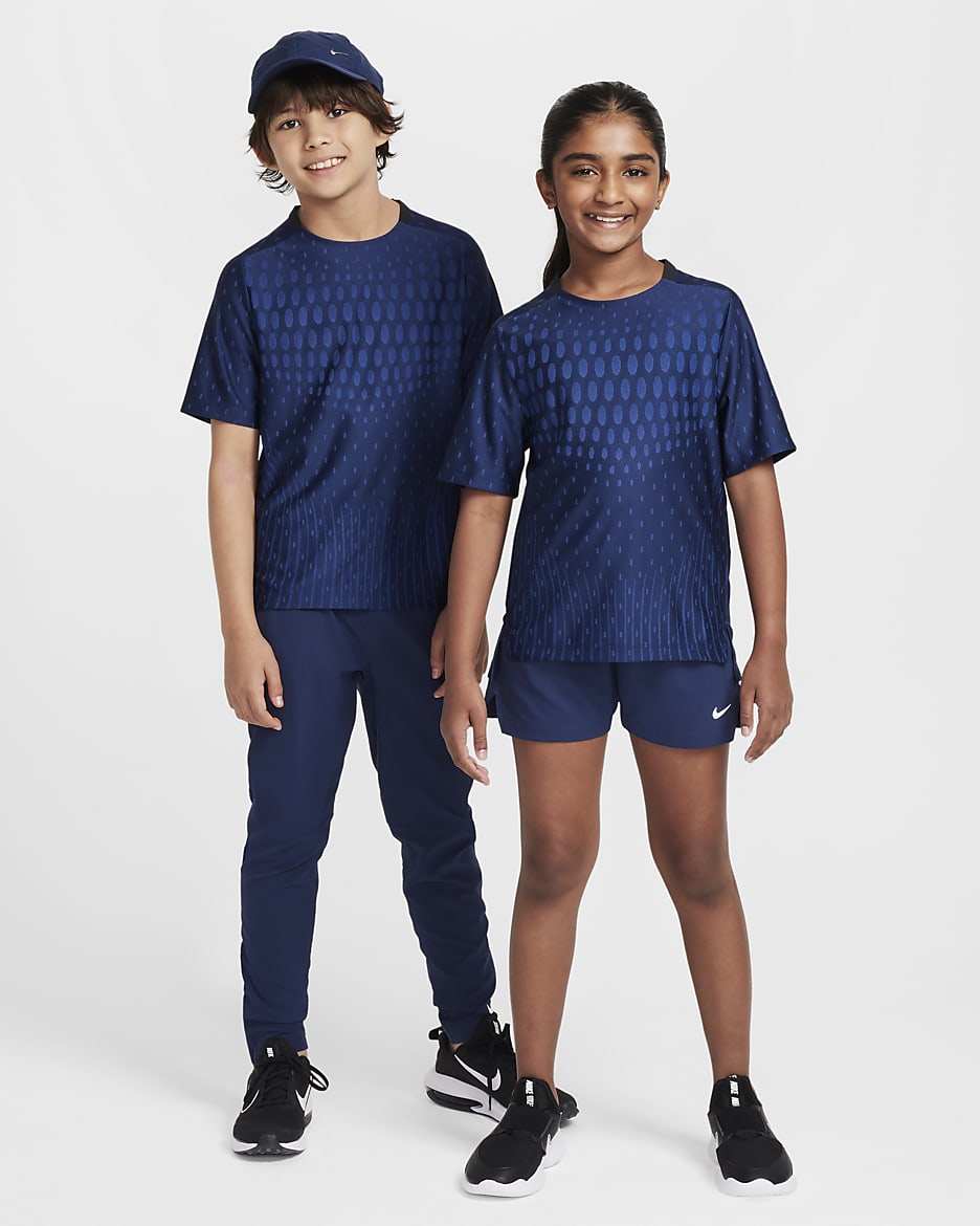 Nike Multi Tech Dri-FIT ADV treningsoverdel til store barn (gutt) - Midnight Navy/Game Royal/Svart