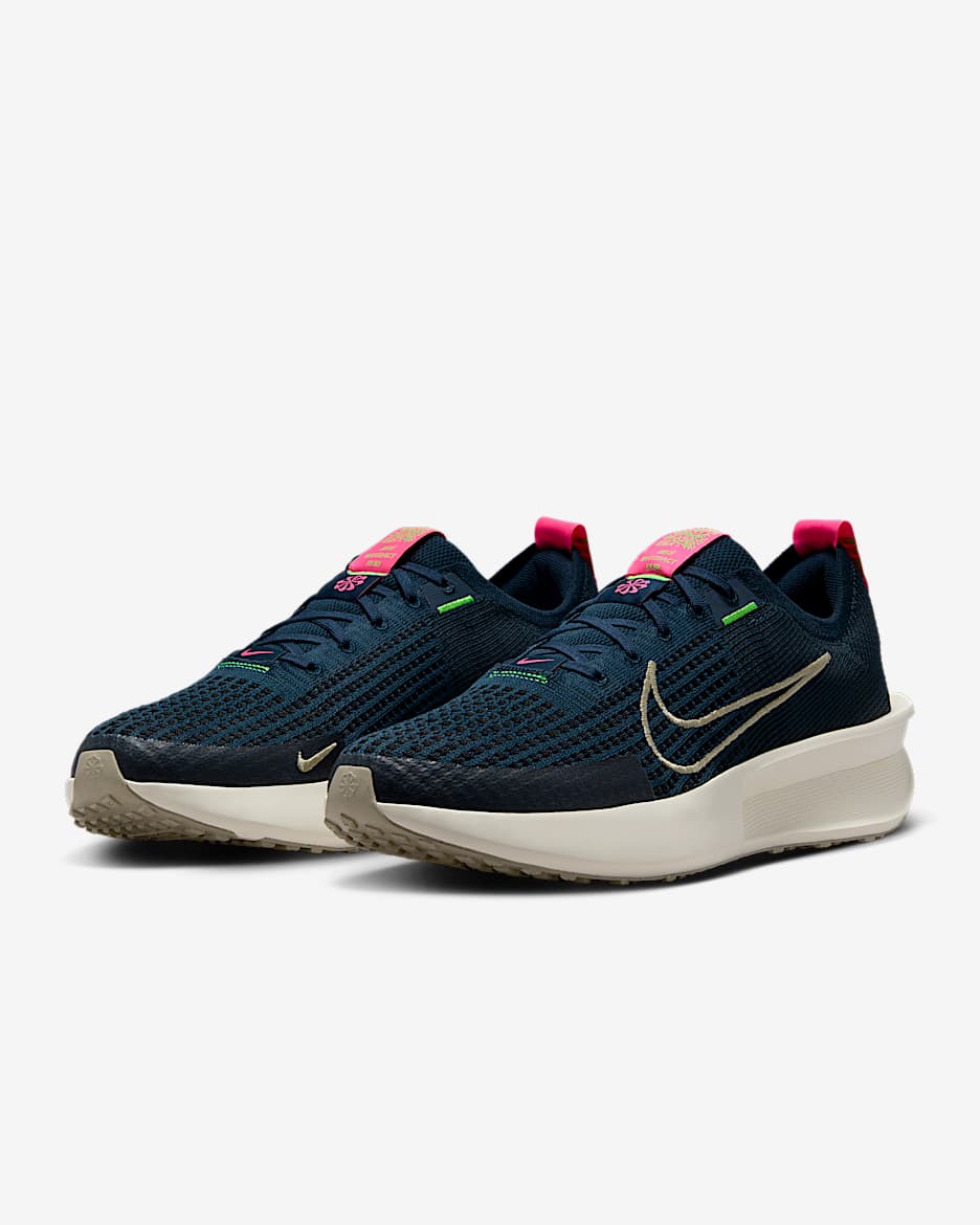 Nike Interact Run Men's Road Running Shoes - Armoury Navy/Hyper Pink/Pale Ivory/Desert Khaki