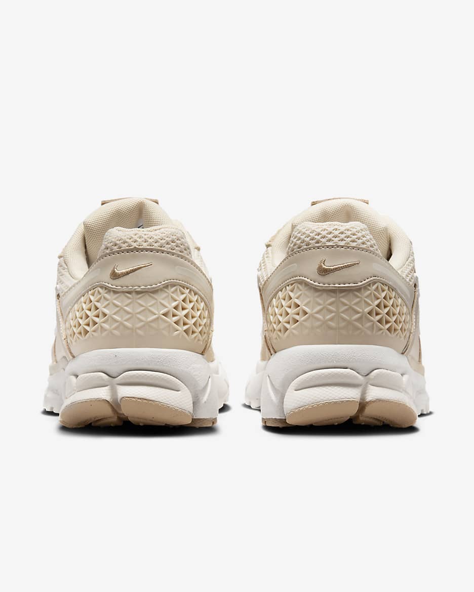 Nike Zoom Vomero 5 Women's Shoes - Sand Drift/Hemp/Black/Phantom