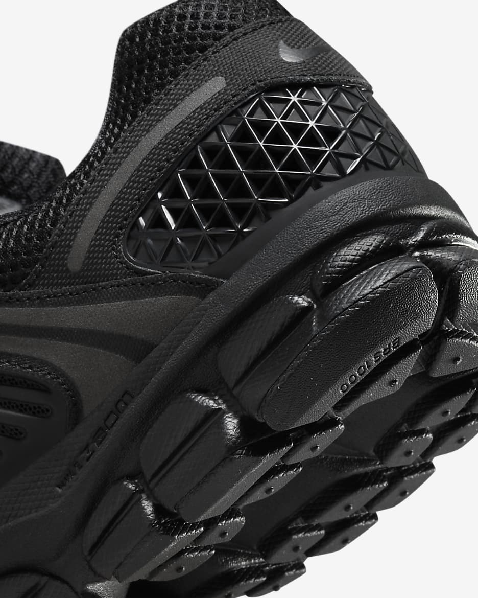 Nike Zoom Vomero 5 Men's Shoes - Black/Black