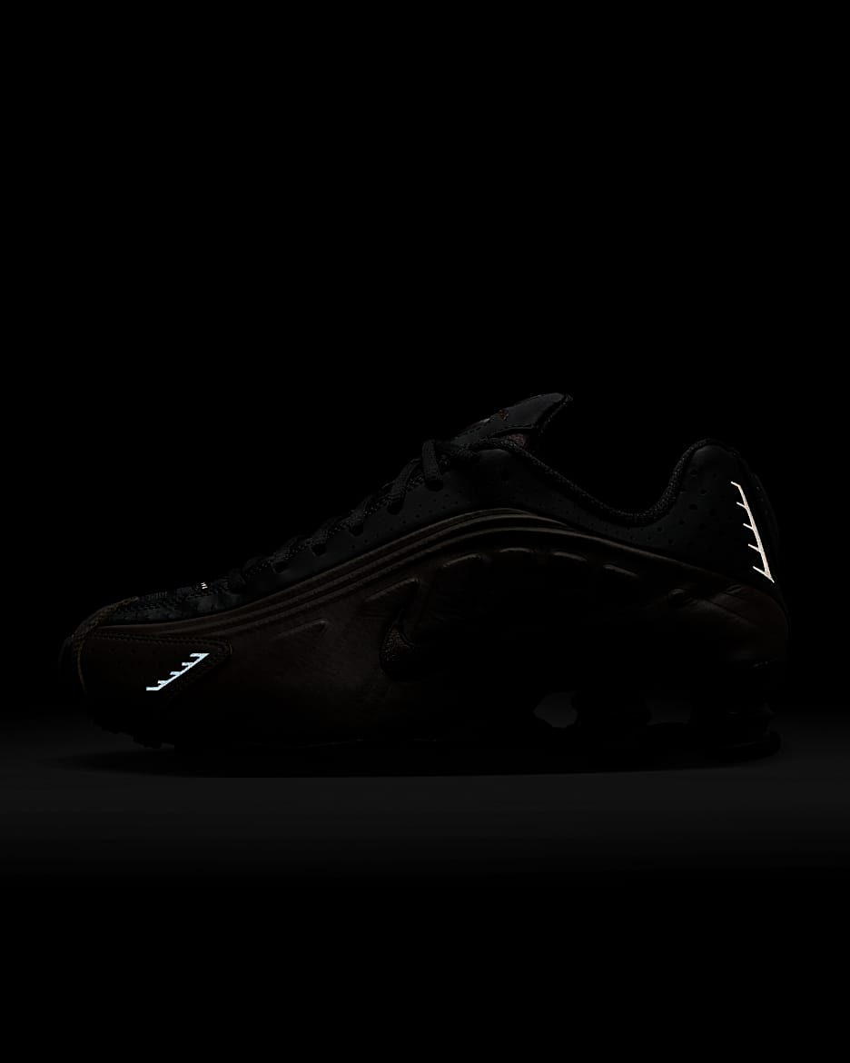 Scarpa Nike Shox R4 – Donna - Off Noir/Ironstone/Dark Smoke Grey/Off Noir