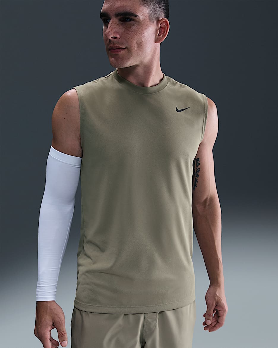 Playera Fitness sin mangas para hombre Nike Dri-FIT Legend - Militar claro