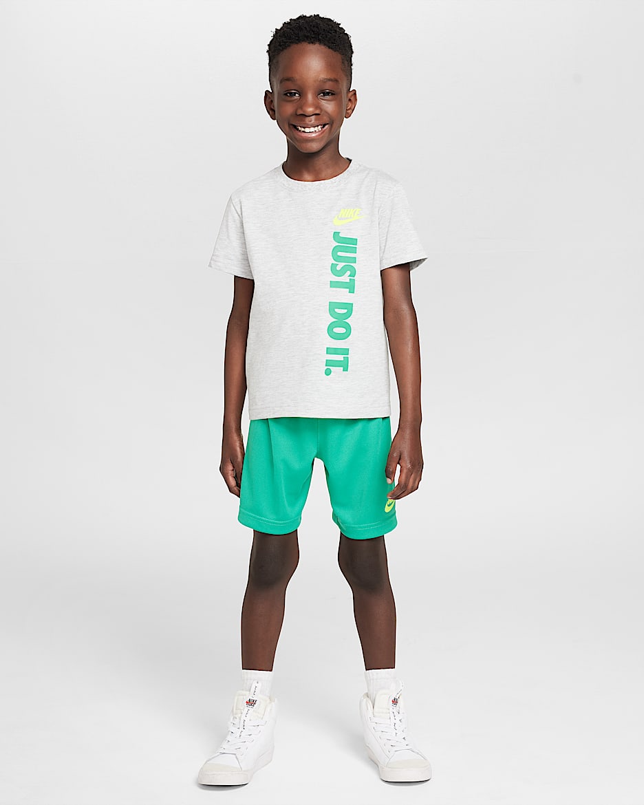 Nike Little Kids' Graphic T-Shirt and Shorts Set - Stadium Green