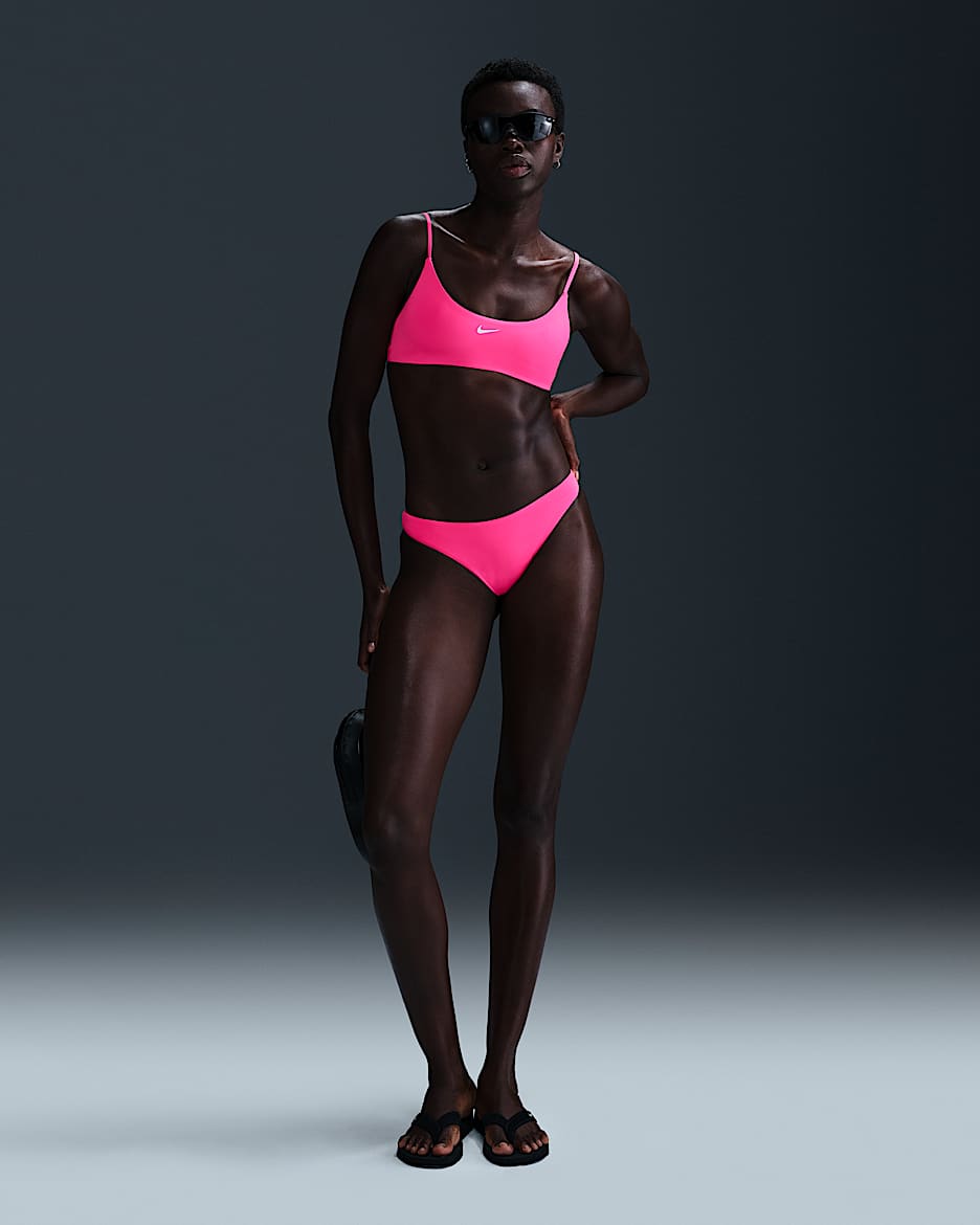 Parte inferior de traje de baño estilo Sling para mujer Nike Swim Essential - Hiperrosa