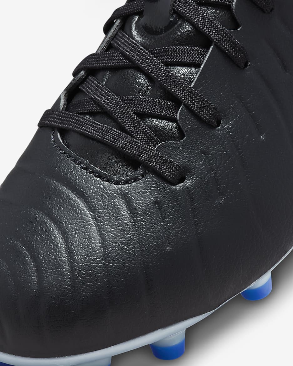 Nike Jr. Tiempo Legend 10 Academy lav-profil fotballsko til flere underlag til små og store barn - Svart/Hyper Royal/Chrome