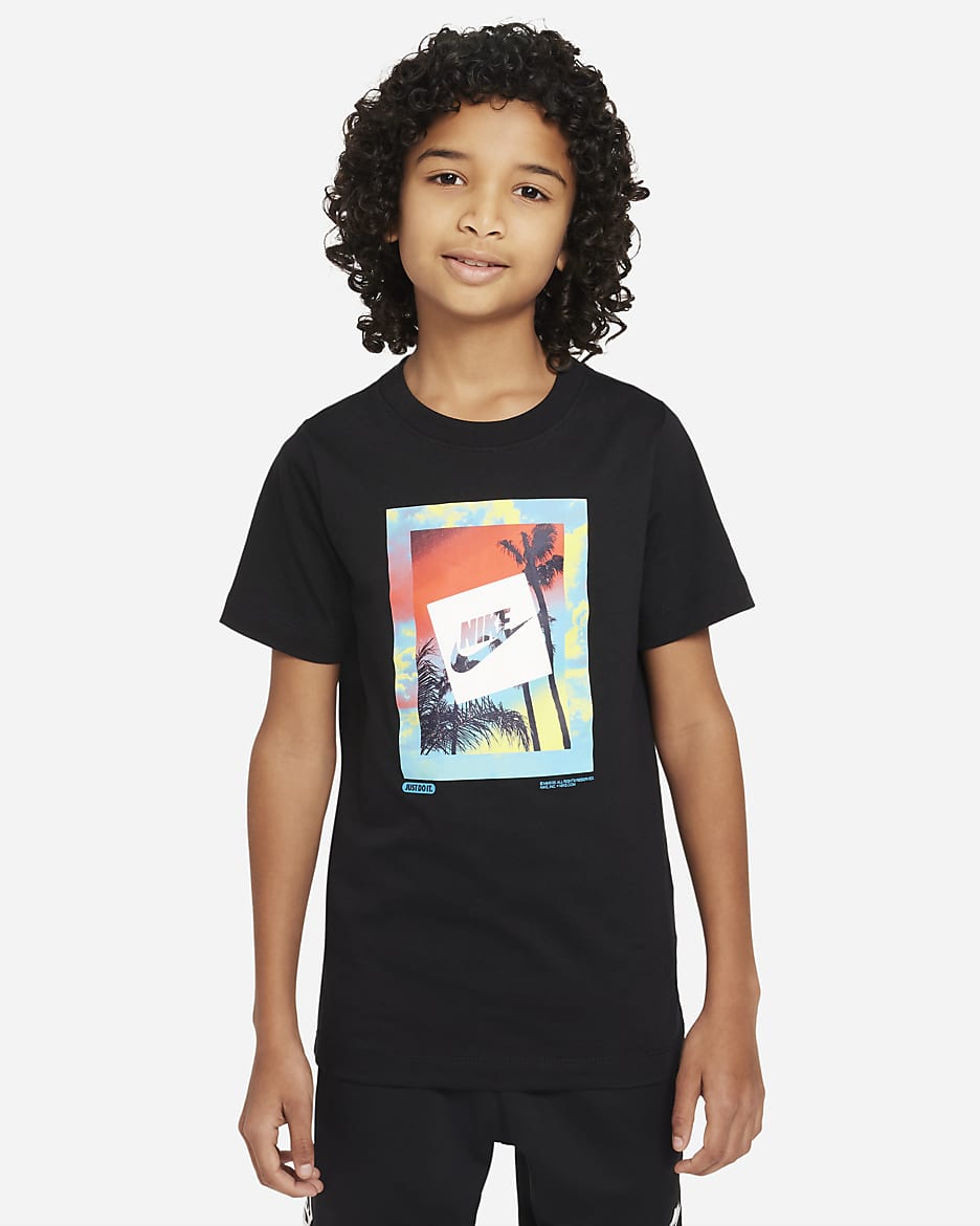 Nike Sportswear Big Kids' (Boys') T-Shirt - Black