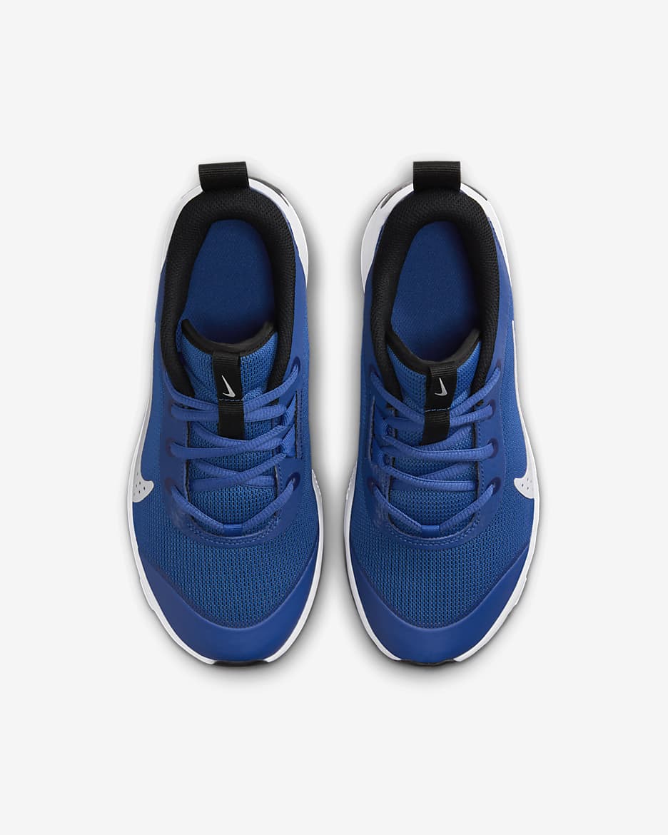 Nike Omni Multi-Court for innendørsbane/gate til store barn - Game Royal/Svart/Hvit