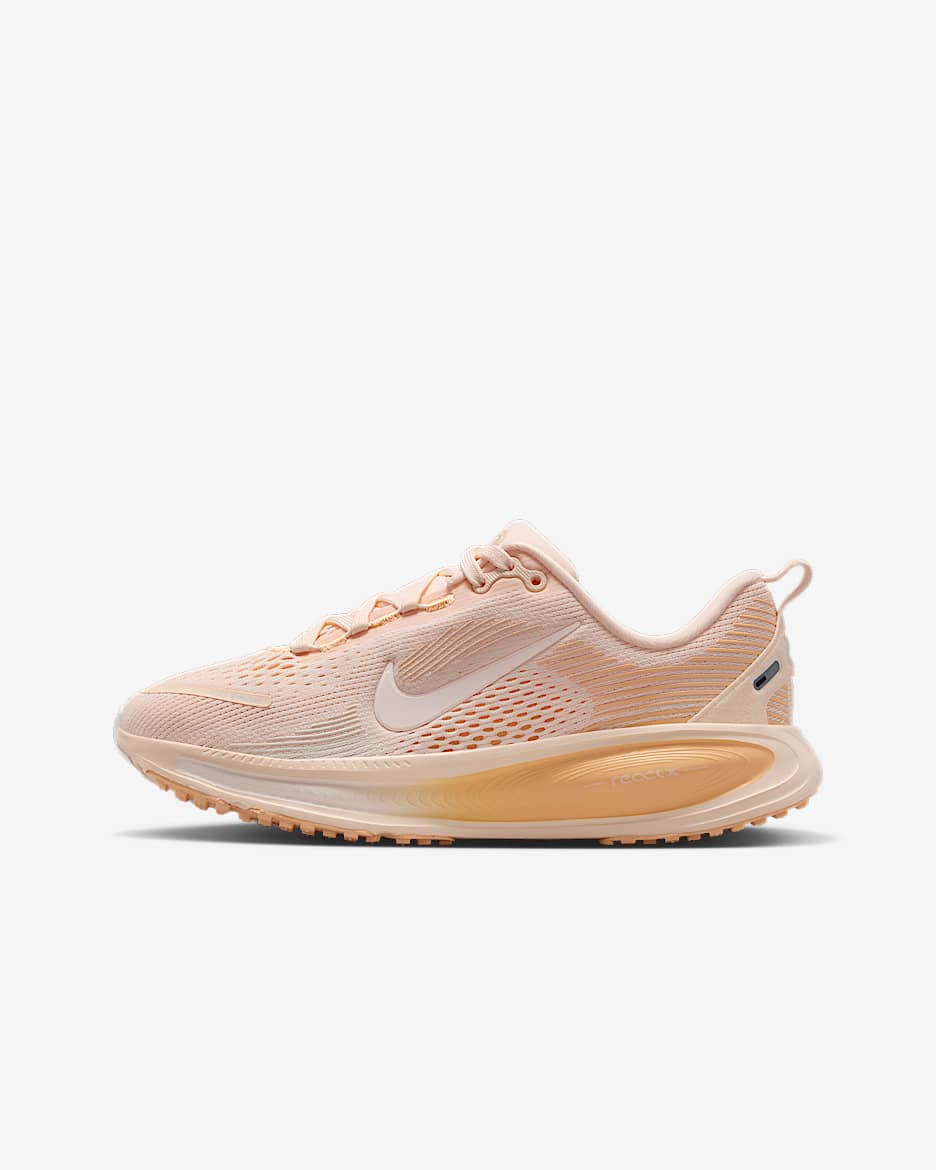 Nike Vomero 18 Older Kids' Road Running Shoes - Guava Ice/Orange Chalk/Sail