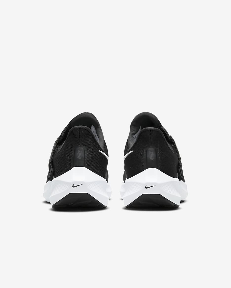 Tenis de correr en carretera fáciles de poner y quitar para mujer Nike Pegasus FlyEase - Negro/Gris humo oscuro/Blanco