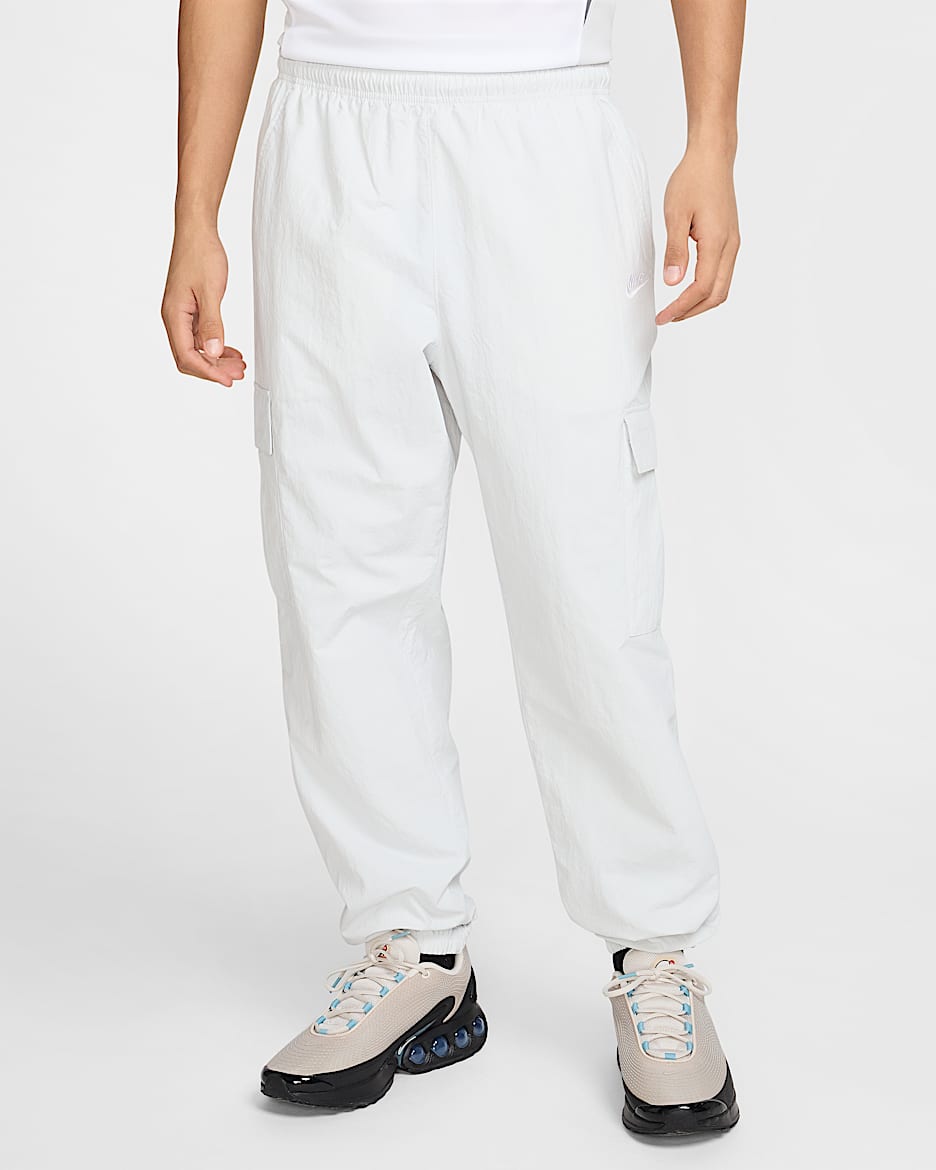 Pants cargo de tejido Woven para hombre Nike Club - Polvo fotón/Blanco