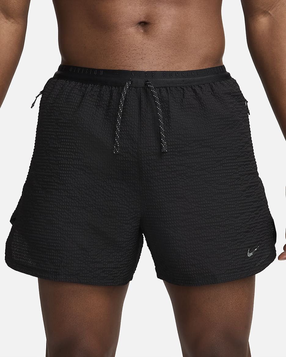 Shorts de correr Dri-FIT ADV de 10 cm con forro de ropa interior para hombre Nike Running Division - Negro