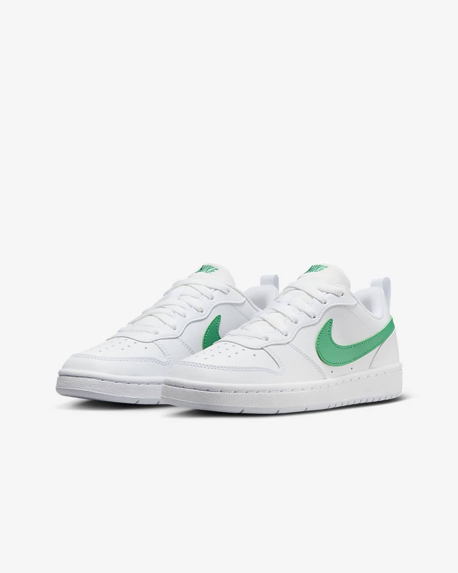 Boty Nike Court Borough Low Recraft pro větší děti - Bílá/Football Grey/Stadium Green