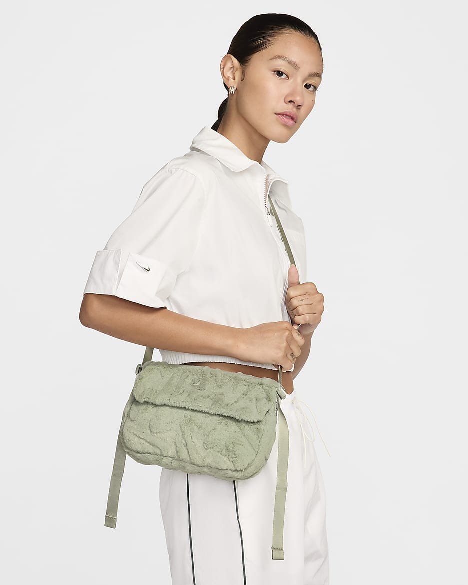 Nike Sportswear Futura 365 Faux Fur Cross-Body Bag (1L) - Jade Horizon/Jade Horizon/Jade Horizon