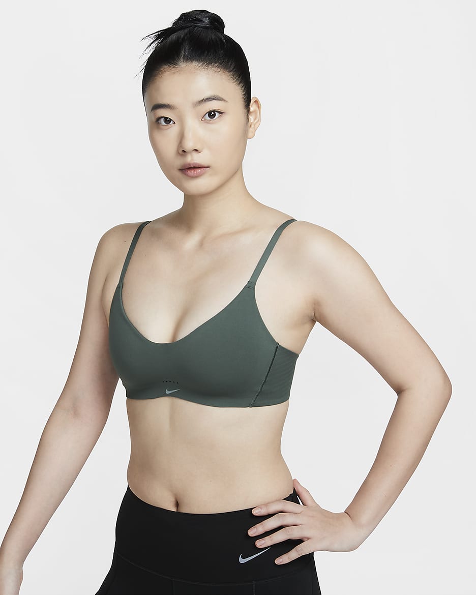 Nike Alate Minimalist 女款輕度支撐型襯墊兩用肩帶運動內衣 - Vintage Green/白色