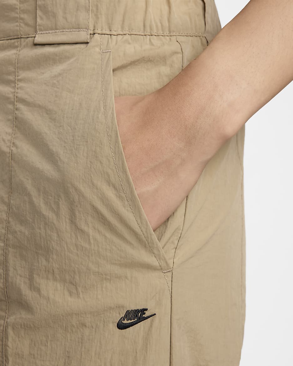 Nike Sportswear Women's High-Waisted Woven Cargo Trousers - Khaki/Black