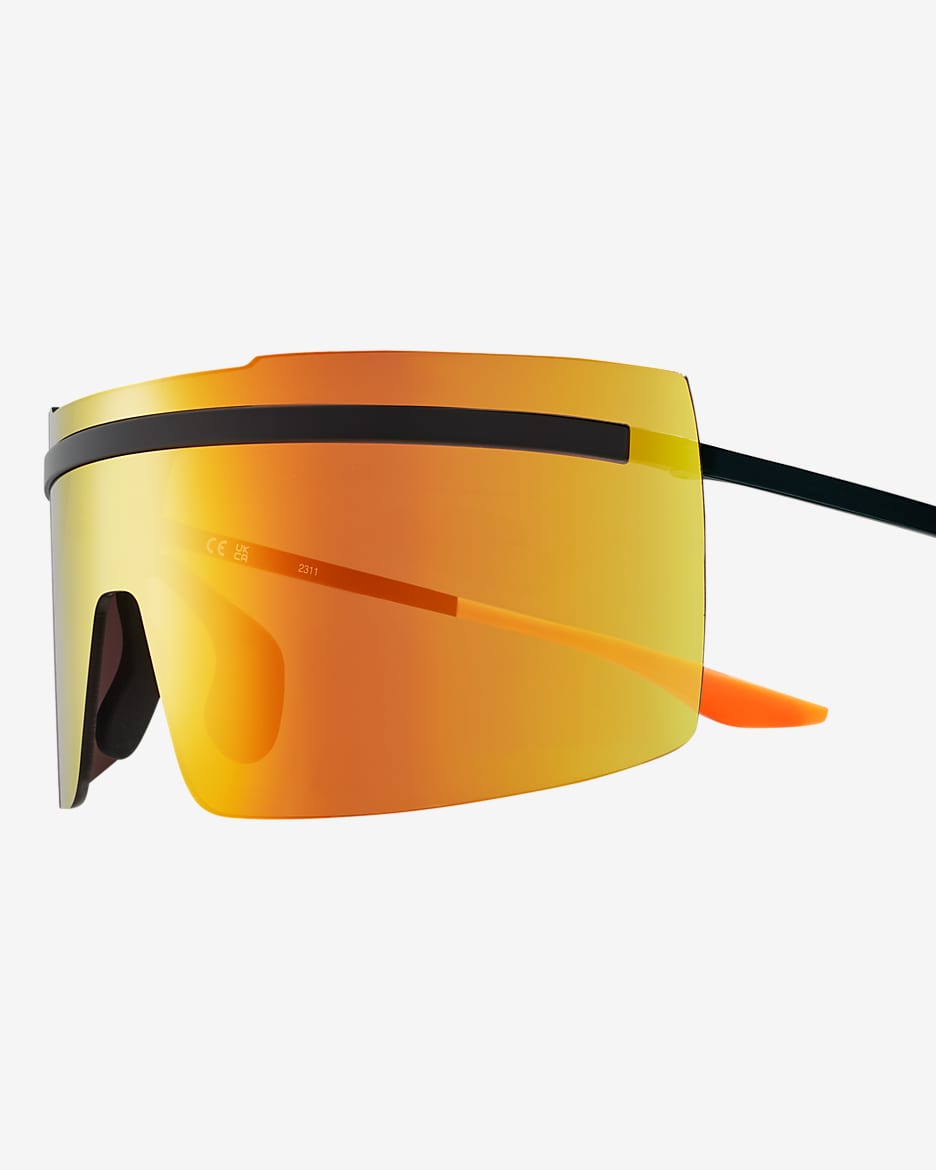 Nike Echo Shield Sonnenbrille mit Road Tint - Schwarz/Total Orange