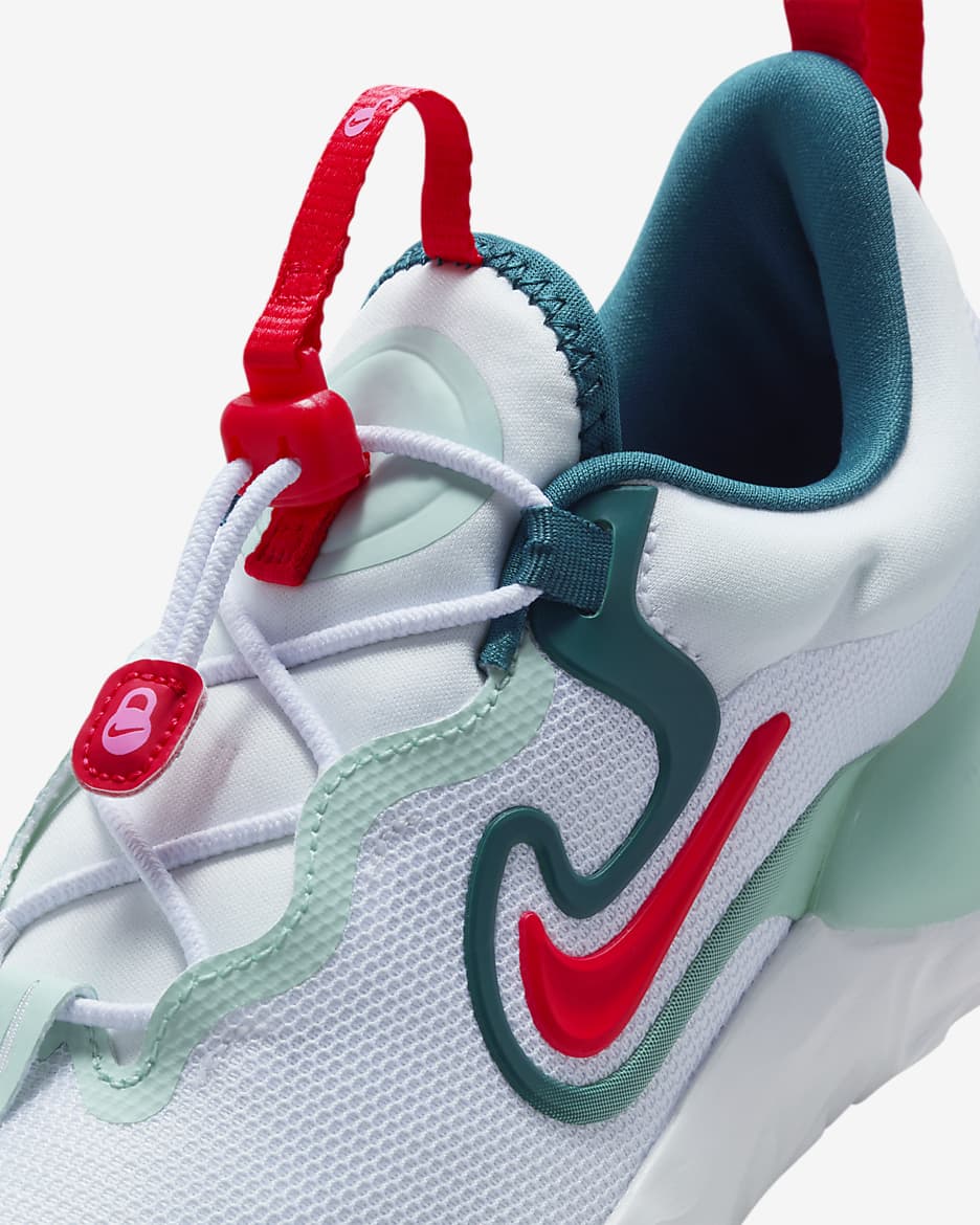 Nike Run Flow Older Kids' Running Shoes - White/Jade Ice/Geode Teal/Siren Red